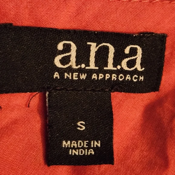 a.n.a brand tank top - Picture 3 of 3